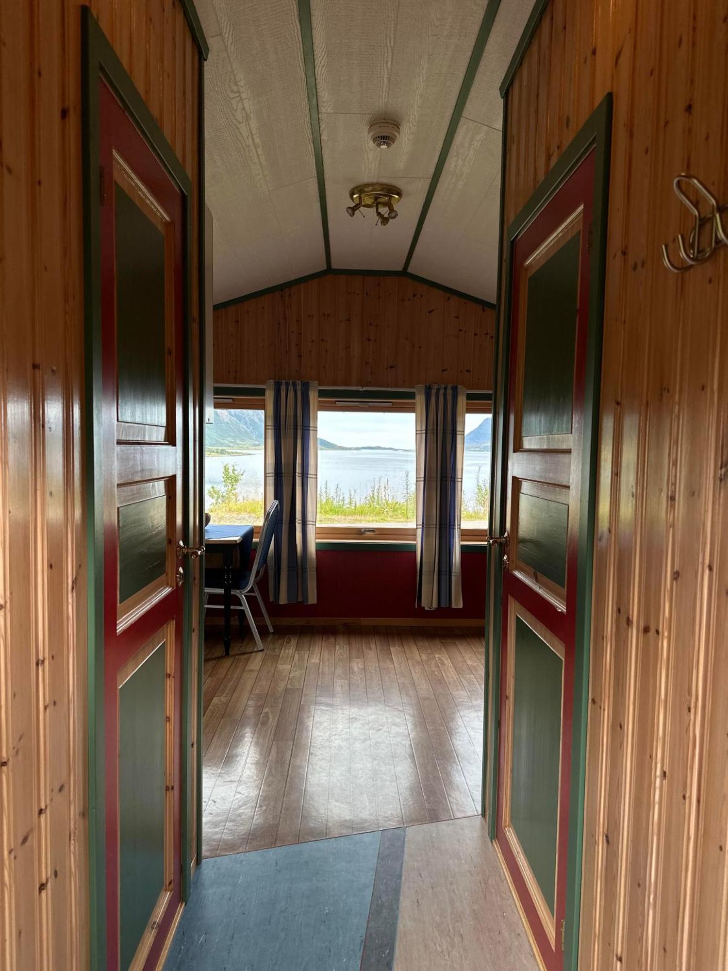 峡湾山林小屋 Kråkberget 外观 照片
